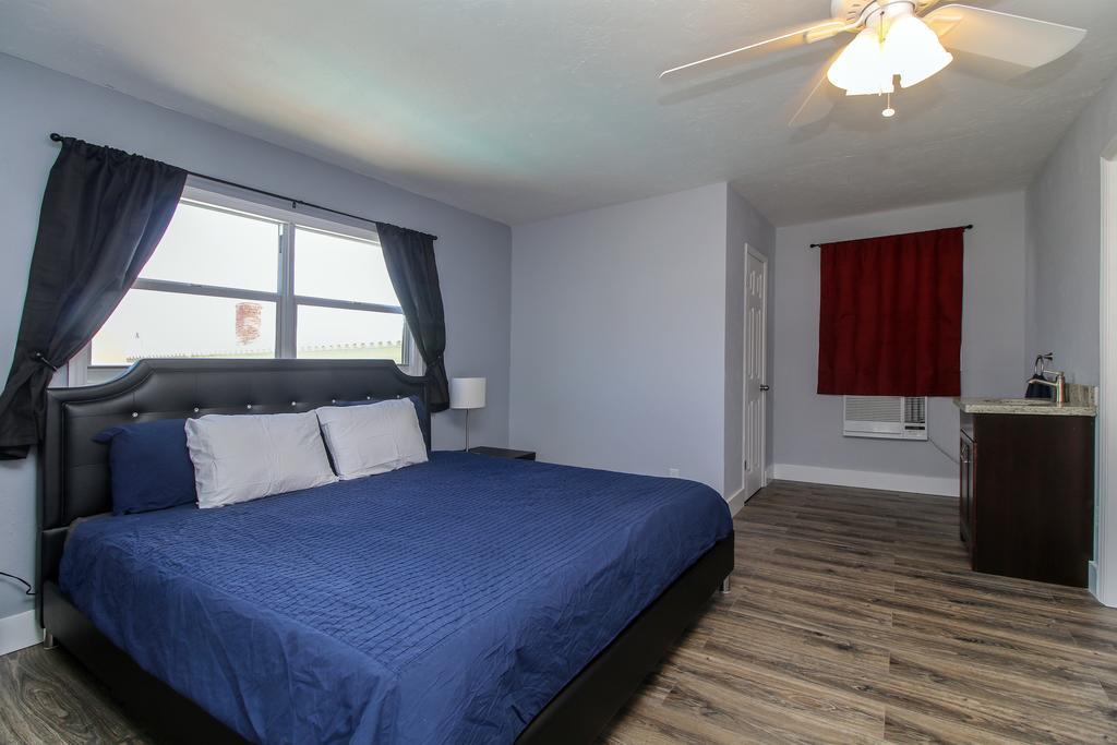 Sun Beach Inn Hollywood Room photo